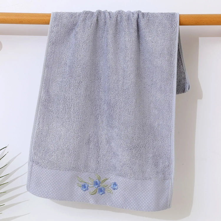Serviette brodée en Fibre de bois 8