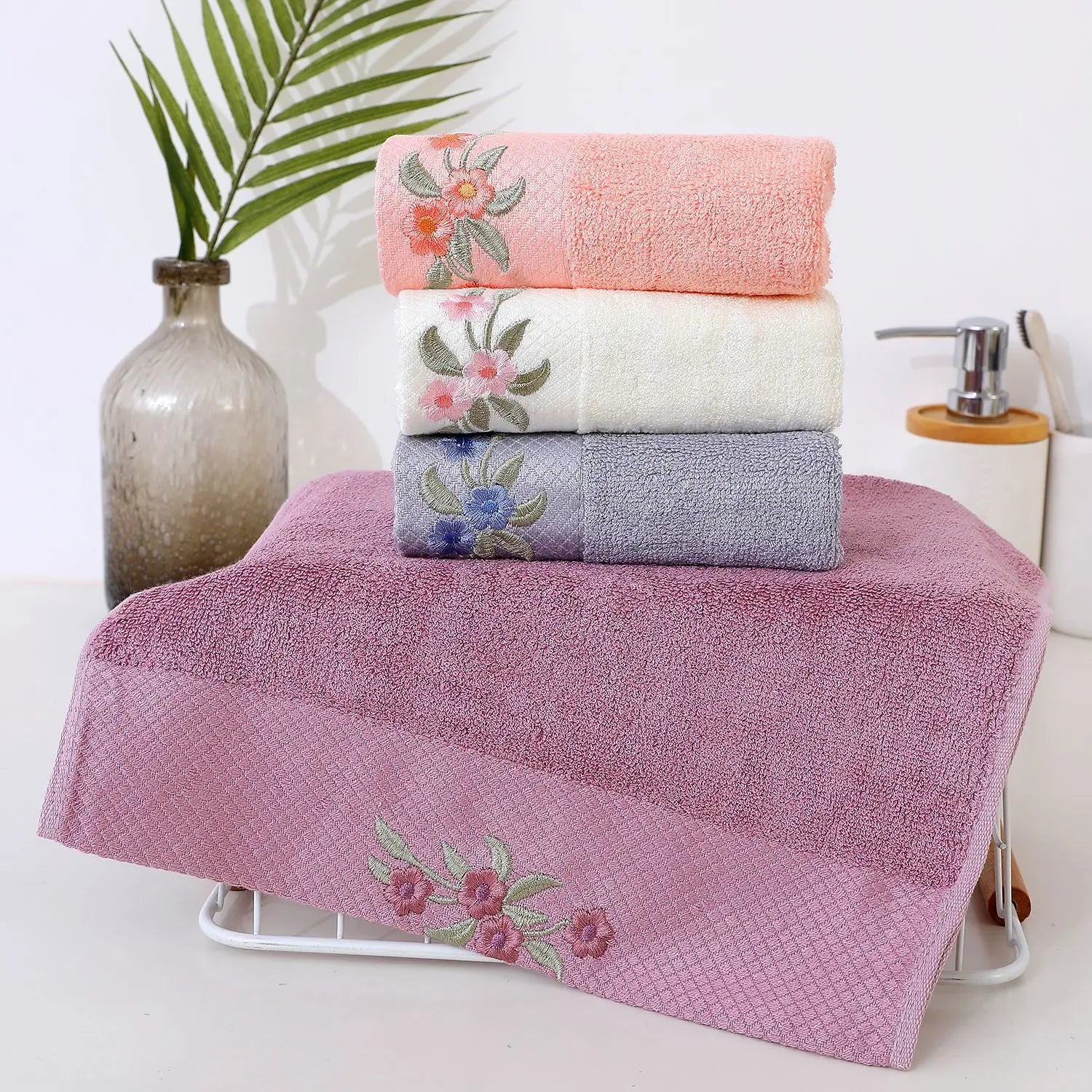 Serviette brodée en Fibre de bois 4