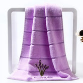 Serviette de bain brodée en coton 7
