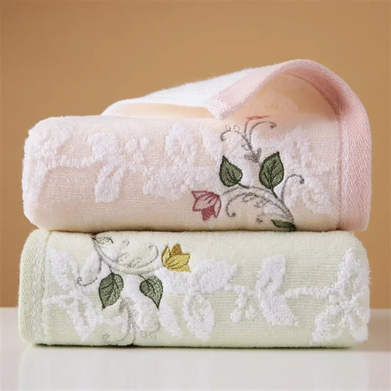 Serviette en coton brodée absorbante 4