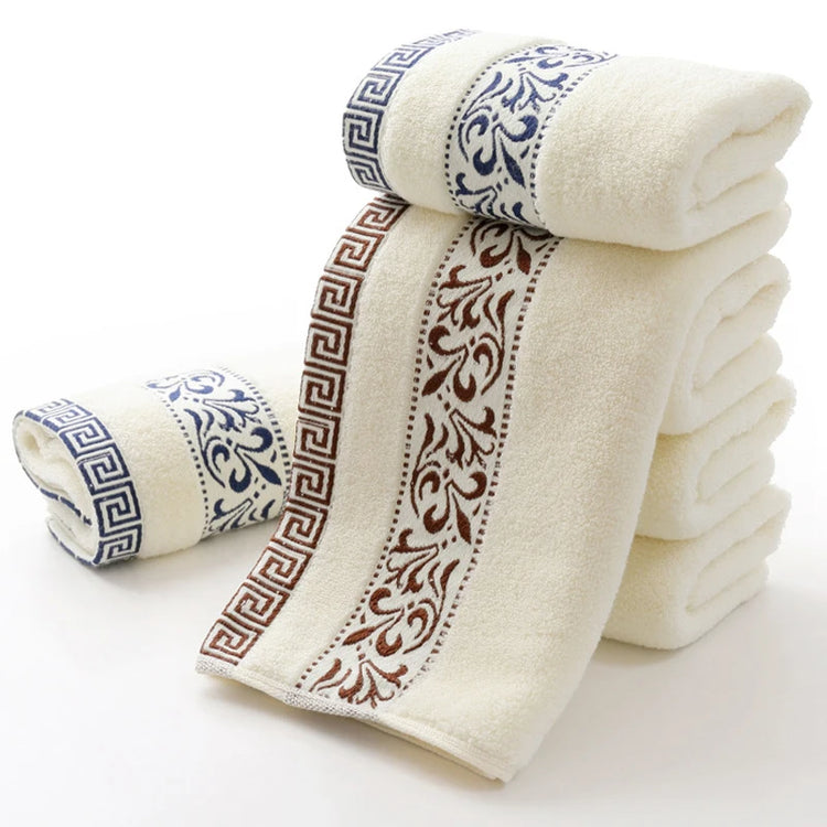 Serviettes de bain brodées pour l&