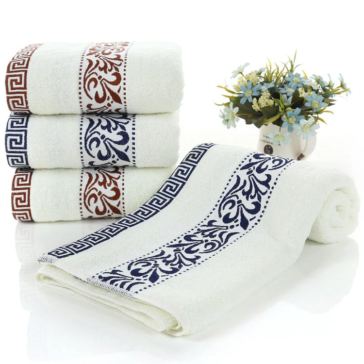 Serviettes de bain brodées pour l&