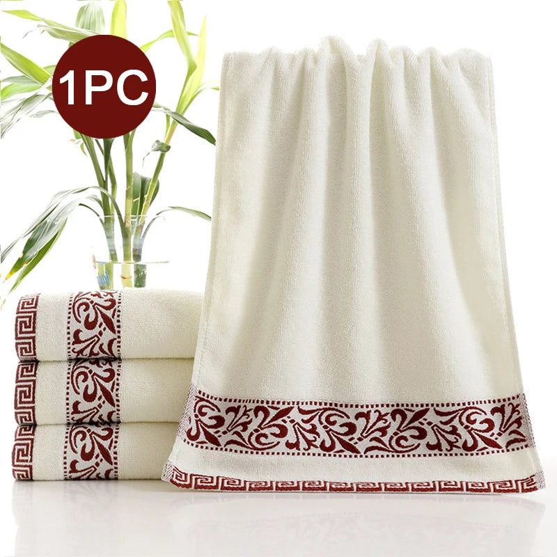 Serviettes de bain brodées pour l&