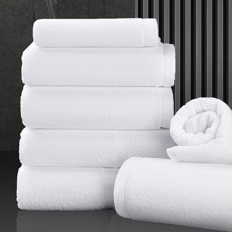 serviettes carrées blanches 2