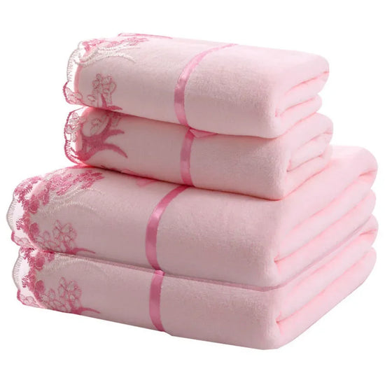 serviettes de bain brodées dentelle